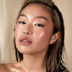 Kash Beauty Liquid Highlight Skin Glaze Gold Beam