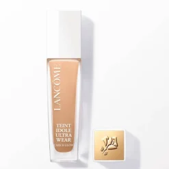 Lancôme Teint Idôle Ultra Wear Care and Glow Foundation