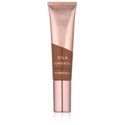 Luna by Lisa Filter Finish Silk Foundation.