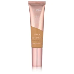Luna by Lisa Filter Finish Silk Foundation.