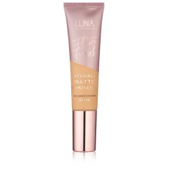 Luna by Lisa Filter Finish Naturally Matte Foundation SPF 15.
