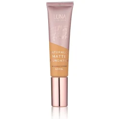 Luna by Lisa Filter Finish Naturally Matte Foundation SPF 15.