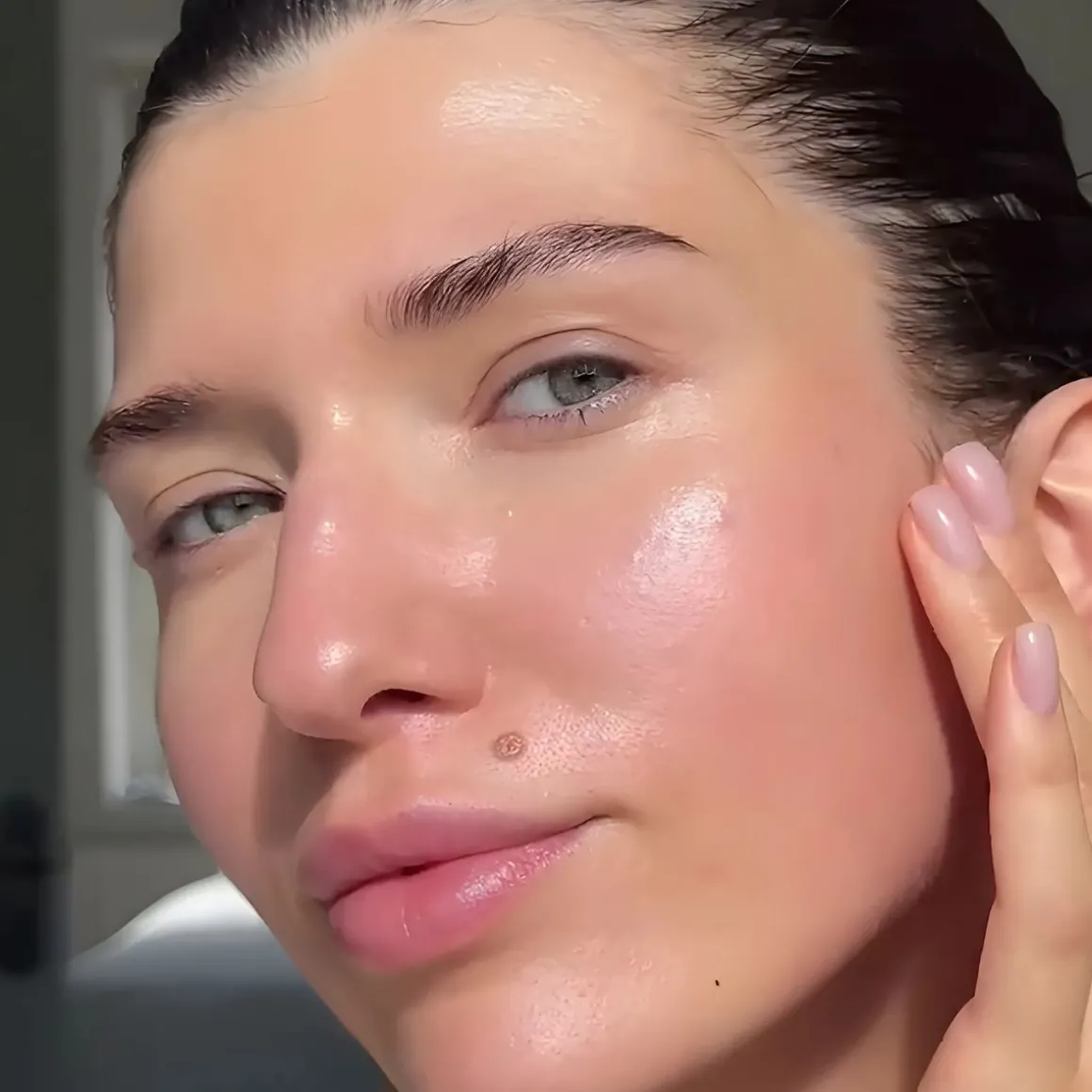 SEABODY Aqua Infusion: Daily Skin Awakening
